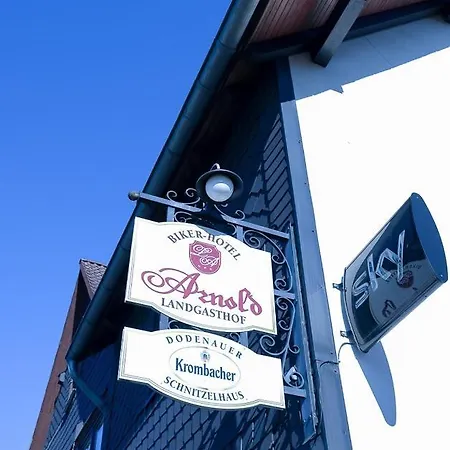 Landgasthof-bikerhotel Arnold Hotel 3*