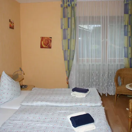 Landgasthof-bikerhotel Arnold Hotel Battenberg (Eder)