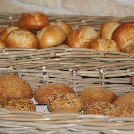 Landgasthof-bikerhotel Arnold Battenberg (Eder)