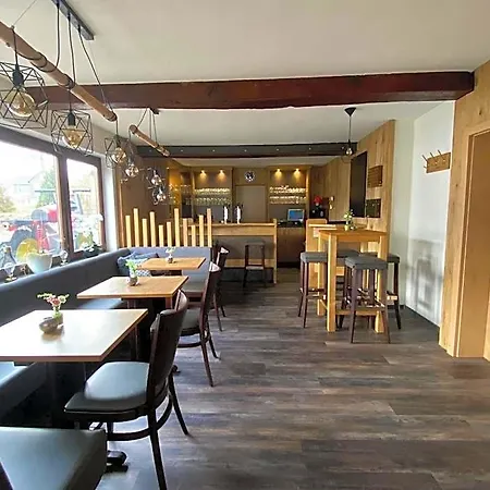 Hotel Landgasthof-bikerhotel Arnold
