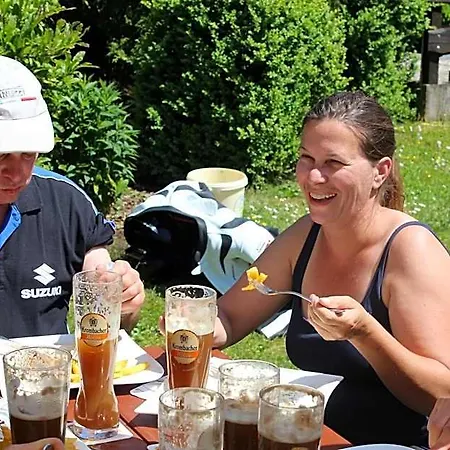Hotel Landgasthof-bikerhotel Arnold Battenberg (Eder)