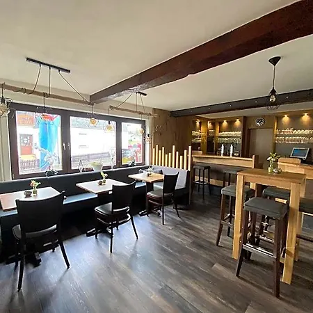 Landgasthof-bikerhotel Arnold 3*
