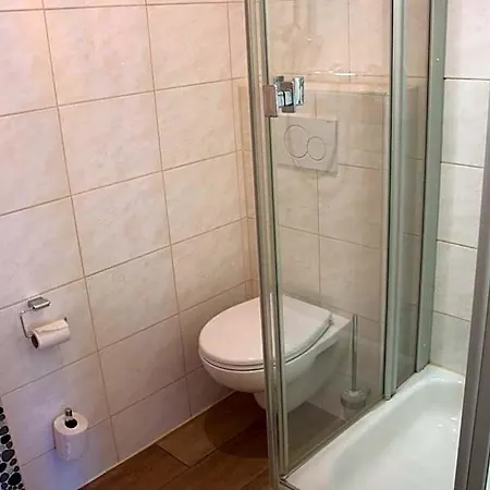 Landgasthof-bikerhotel Arnold Отель 3*