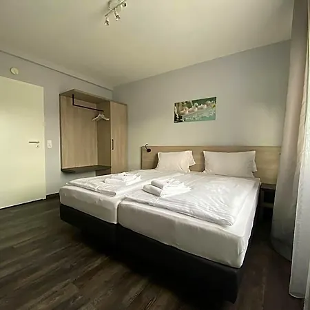 Hotel Landgasthof-bikerhotel Arnold