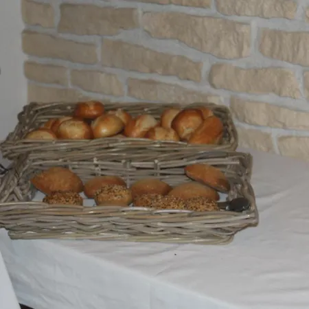 Landgasthof-bikerhotel Arnold Battenberg (Eder)