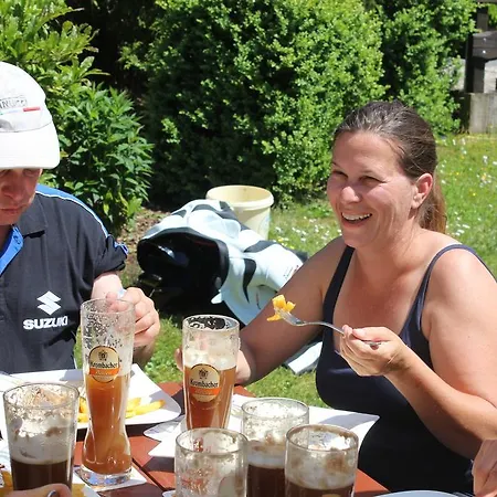 Hotel Landgasthof-bikerhotel Arnold Battenberg (Eder)