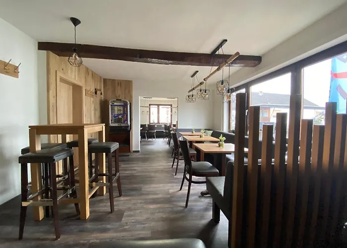 Landgasthof-bikerhotel Arnold 3*