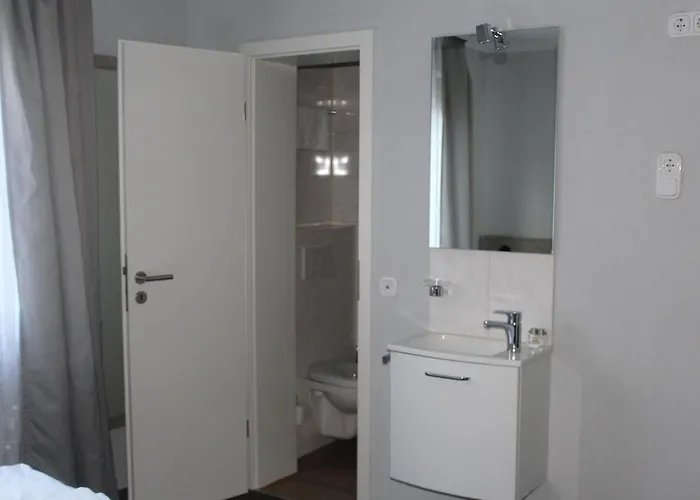 Landgasthof-bikerhotel Arnold Szálloda 3*