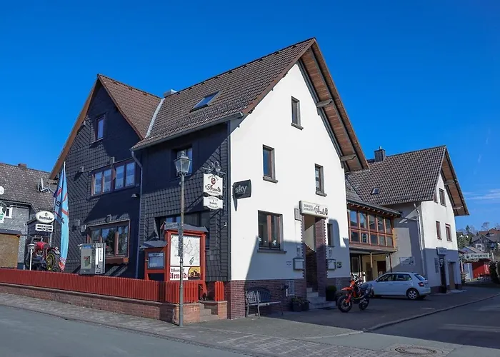 Landgasthof-bikerhotel Arnold Szálloda Battenberg