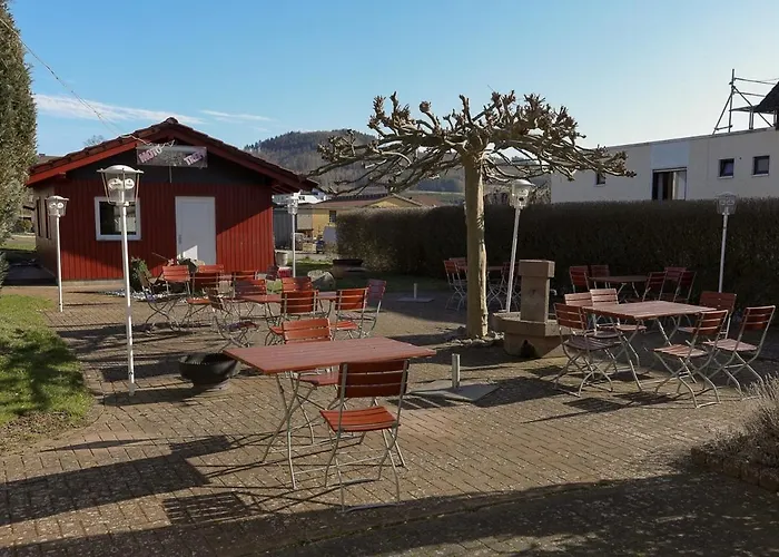 Landgasthof-bikerhotel Arnold 3*