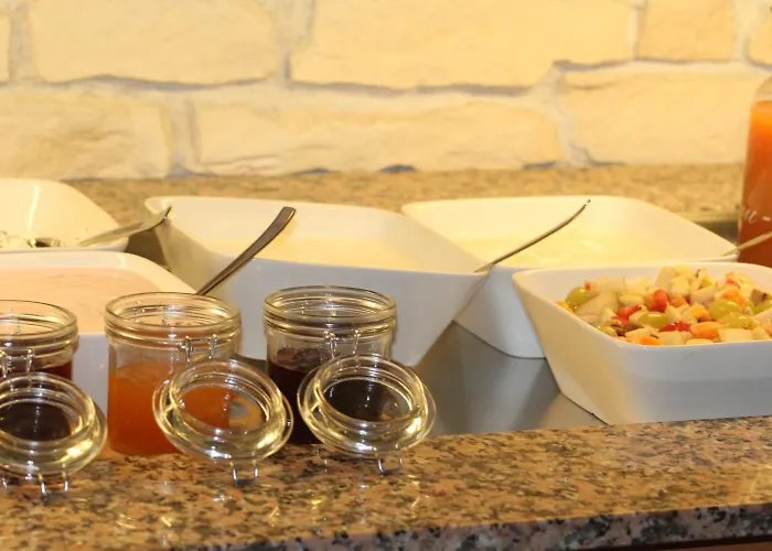 Landgasthof-bikerhotel Arnold Szálloda 3*