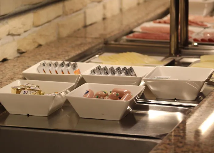 Landgasthof-bikerhotel Arnold Szálloda 3*