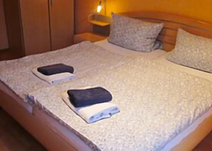 Landgasthof-bikerhotel Arnold 3* Battenberg