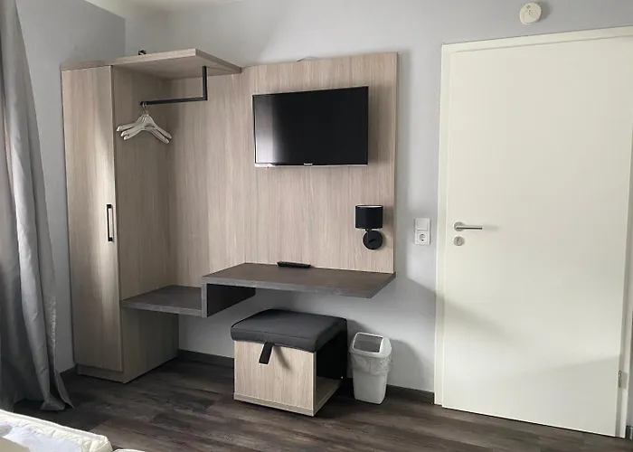 Szálloda Landgasthof-bikerhotel Arnold Battenberg