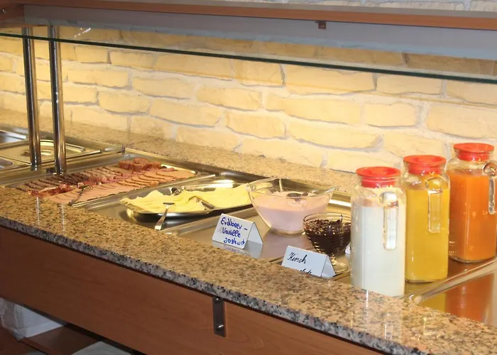 Szálloda Landgasthof-bikerhotel Arnold 3*