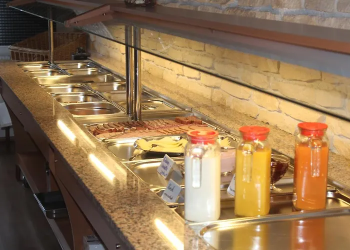 Szálloda Landgasthof-bikerhotel Arnold Battenberg